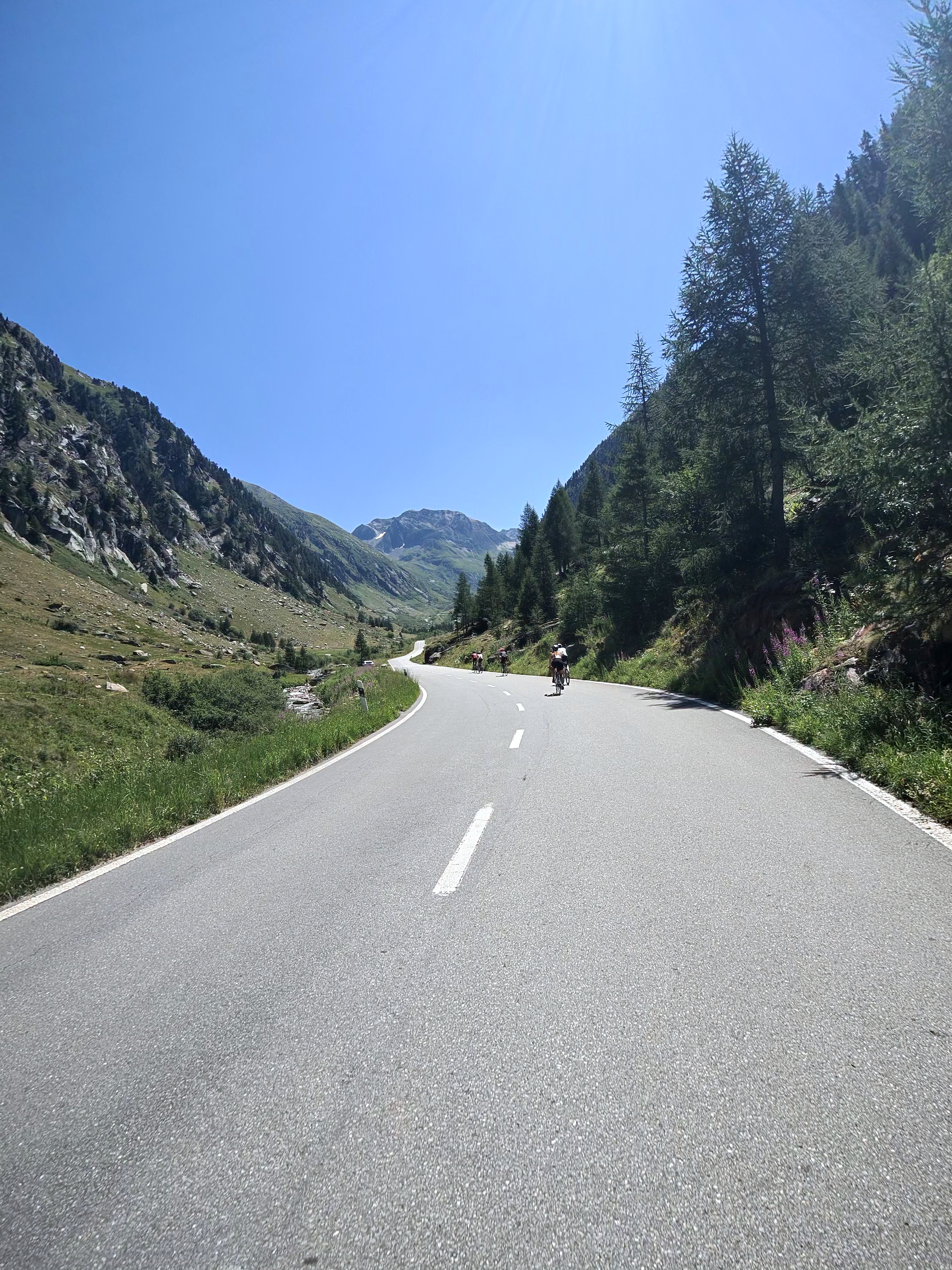 Nufenen Pass